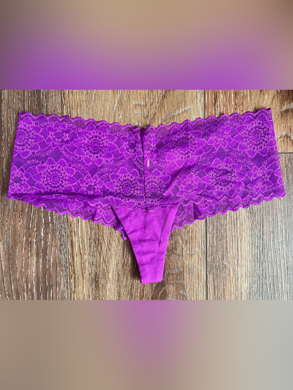 VS Pink Extra Low Rise Cheekster Lace Thong Panty Highlighter Purple Size Small